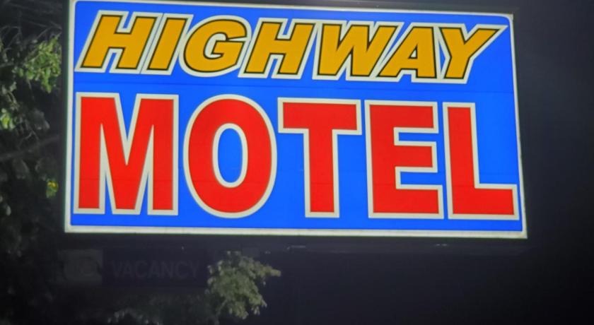 Highway Motel — Hotel in Saint Paul (MN)