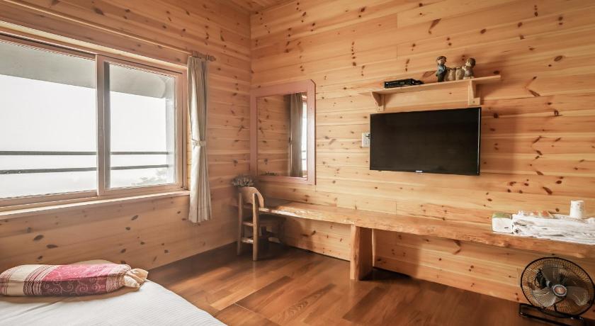 Image of Double Room with Mountain View 7