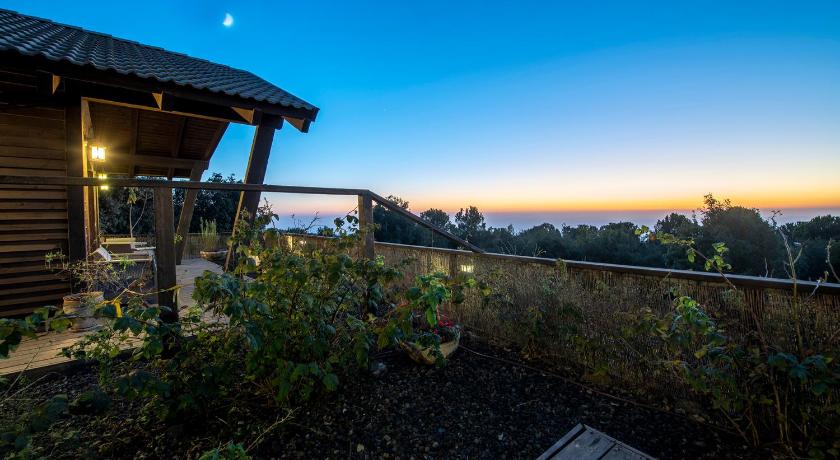 Gilad Cabins photo