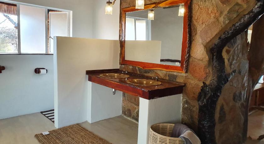 Somkhanda Game Reserve photo