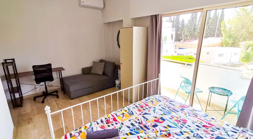 Central Square Nomadic Rooms photo