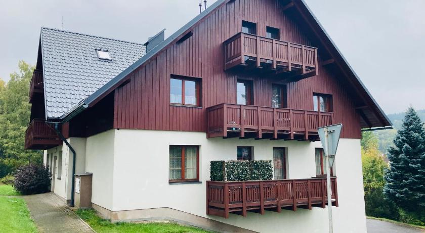 Horni Kout — Hotel in Rokytnice nad Jizerou