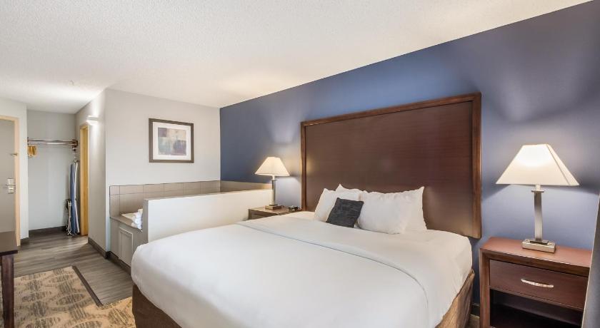 Red Lion Inn & Suites Sequim