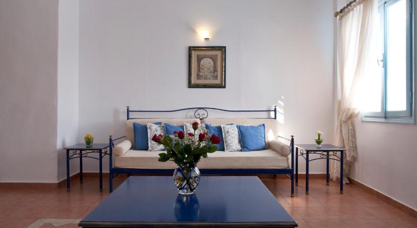 Kastro Suites