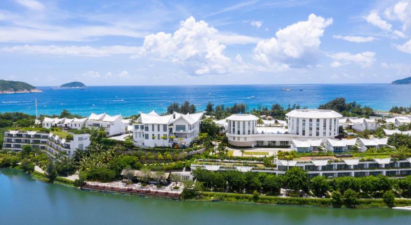 Palace Resort Villas Yalong Bay Sanya — Hotel in Sanya