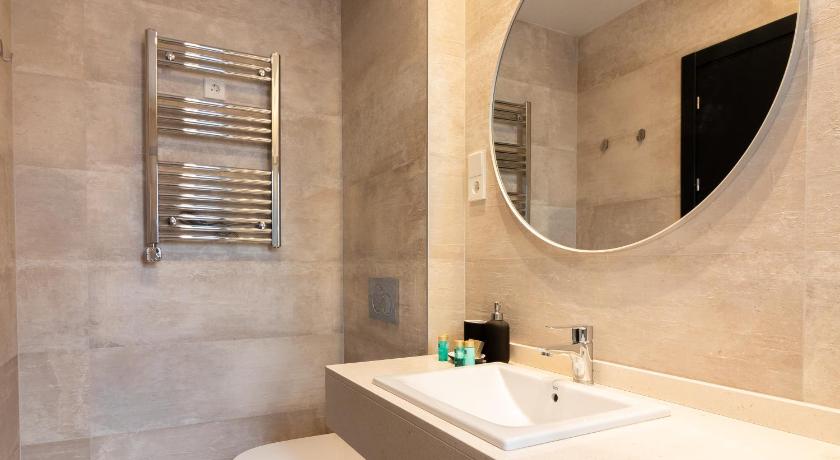 GRUND SUITES GALLERY by Bossh! Apartments photo