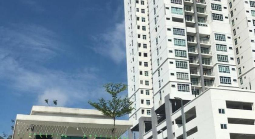 Homestay  Shah Alam  - Near Icty photo