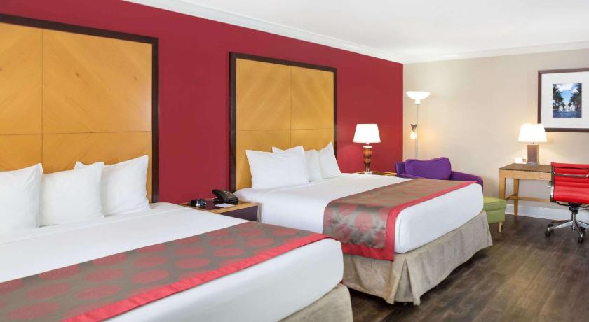 Ramada by Wyndham Miami Springs/Miami International Airport