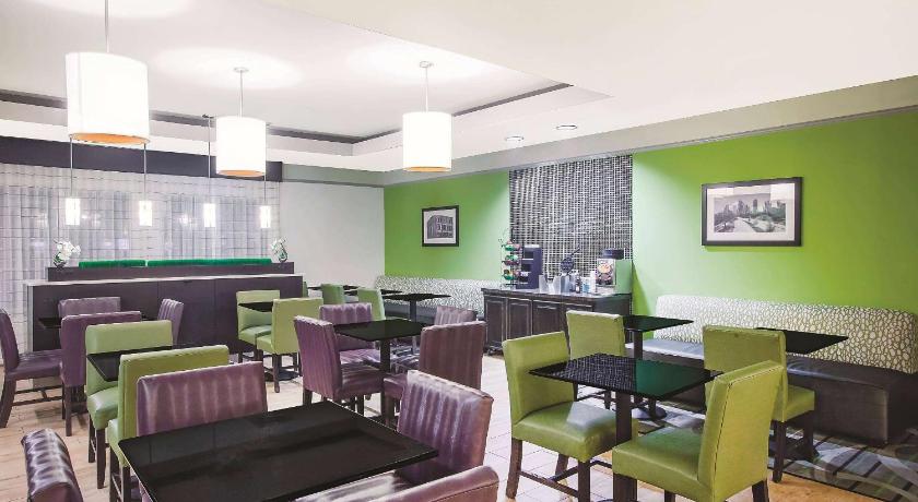 La Quinta Inn & Suites by Wyndham Beaumont West