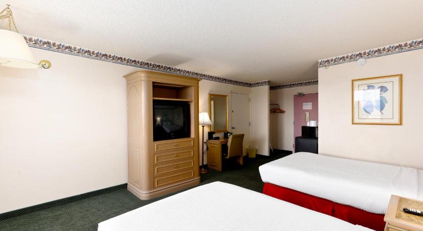 Island Inn Hotel Lake Havasu