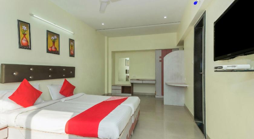 OYO Flagship 4387 Hotel Theem Plaaza