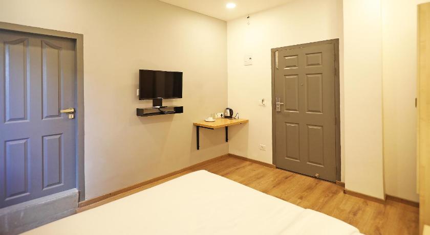 OYO Townhouse 75420 Hotel Zen Garden