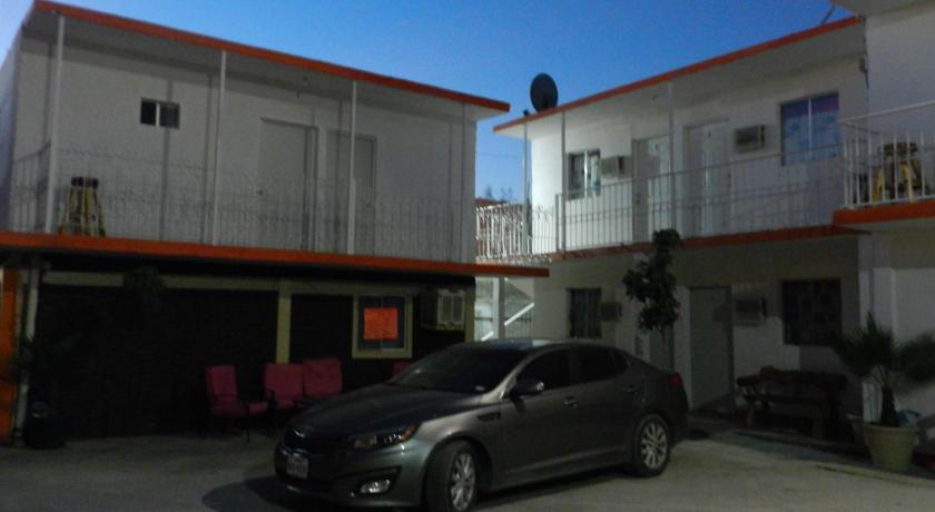 Consul Suites photo