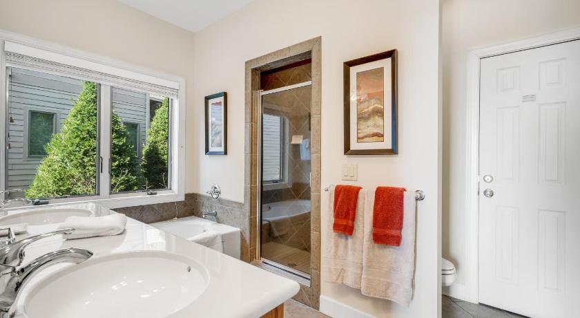Reserve 03-D photo