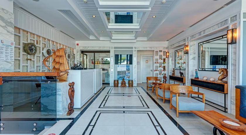 Meis Exclusive Hotel - image 3