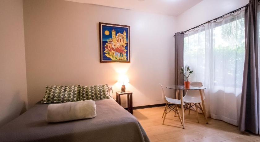 Image of Standard Queen Room 0