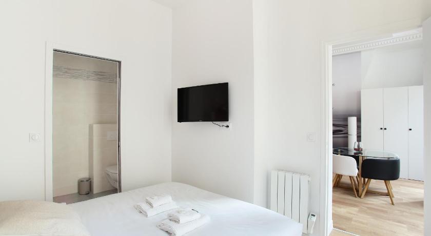 Image of One-Bedroom Apartment 12