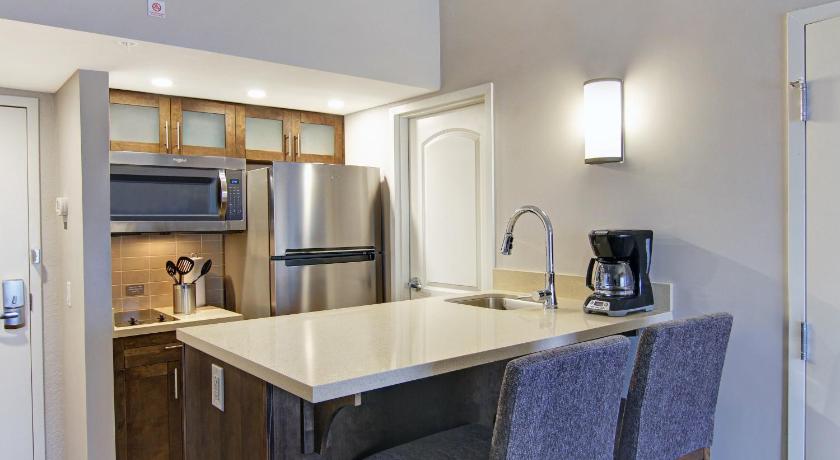 Staybridge Suites Toronto - Vaughan South, an IHG Hotel