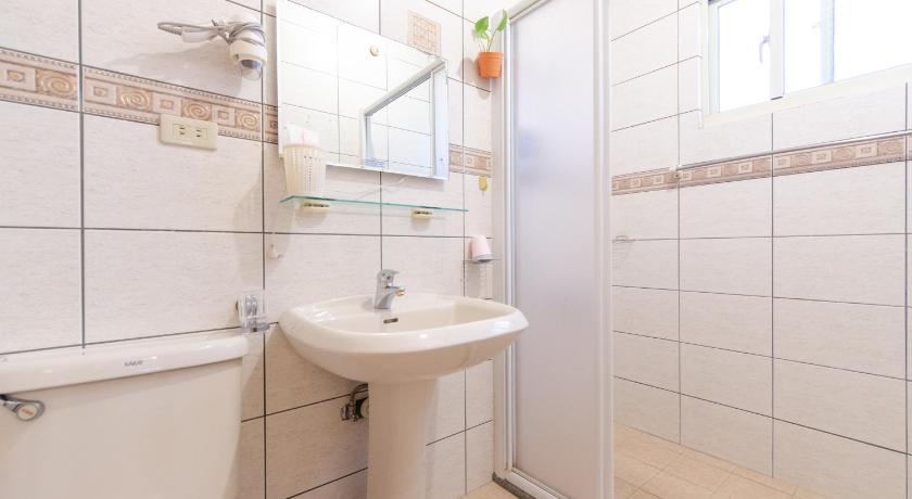 Image of Standard Double Room 2