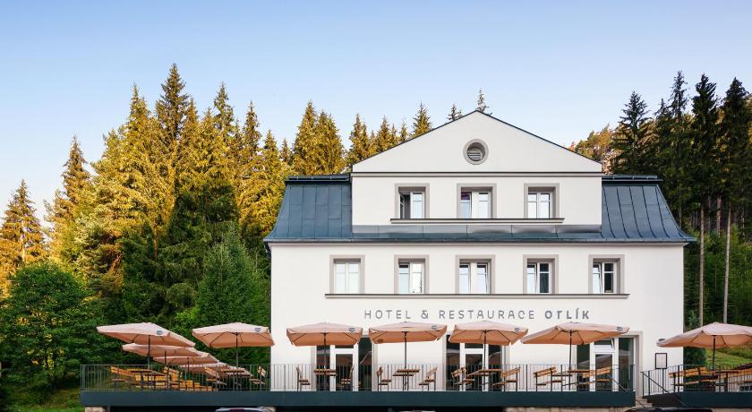 Hotel Orlik — Hotel in Teplice nad Metuji