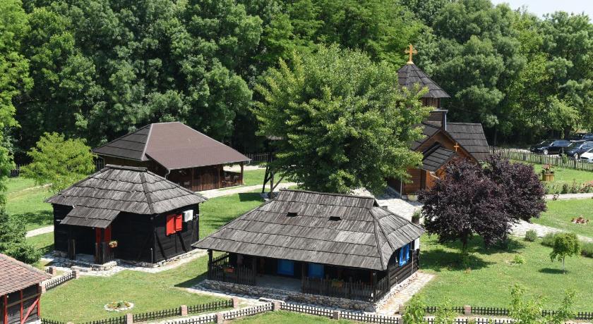Etno Selo Moravski Konaci photo