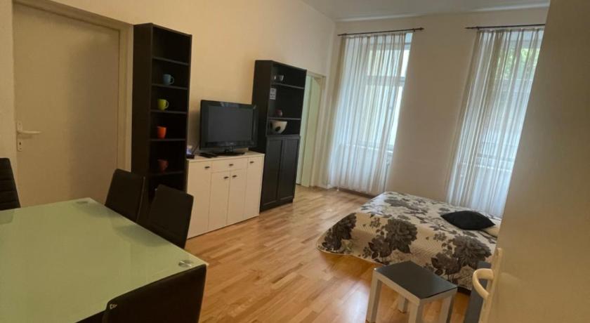 Apartments Keinergasse 18-contactless check-in! photo