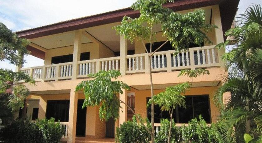 Lanta Bee Garden Bungalows - image 14