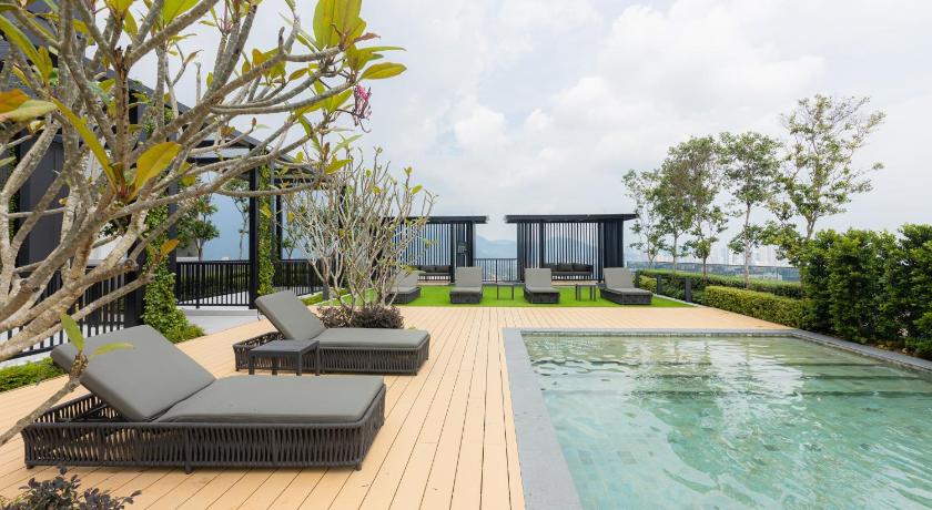 Beacon Executive Suite Penang, by HOMEY photo