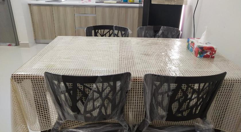 STUDIO SUITE HOMESTAY KLIA - image 3