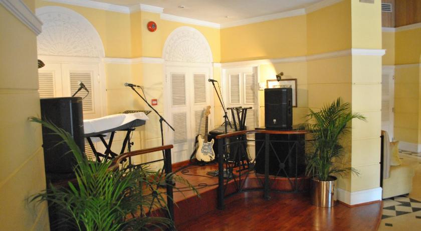 Chelsea Plaza Hotel image 31