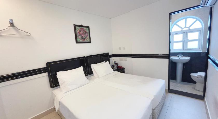 Image of Superior Twin Room 5