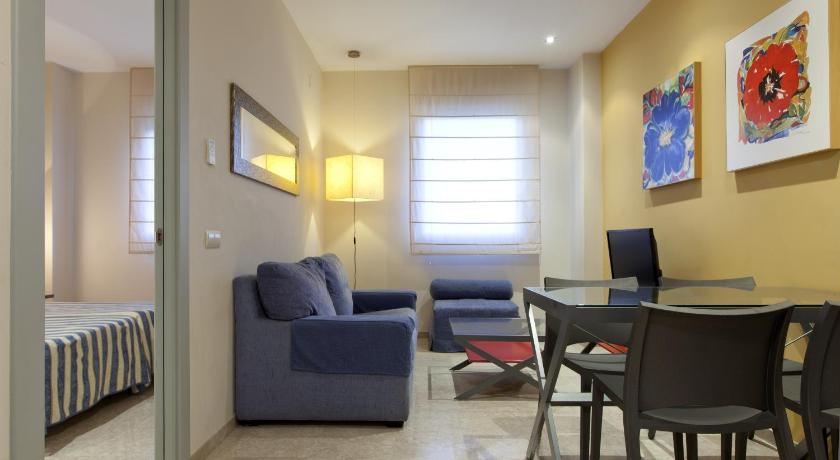 Apartamentos Vertice Sevilla Aljarafe