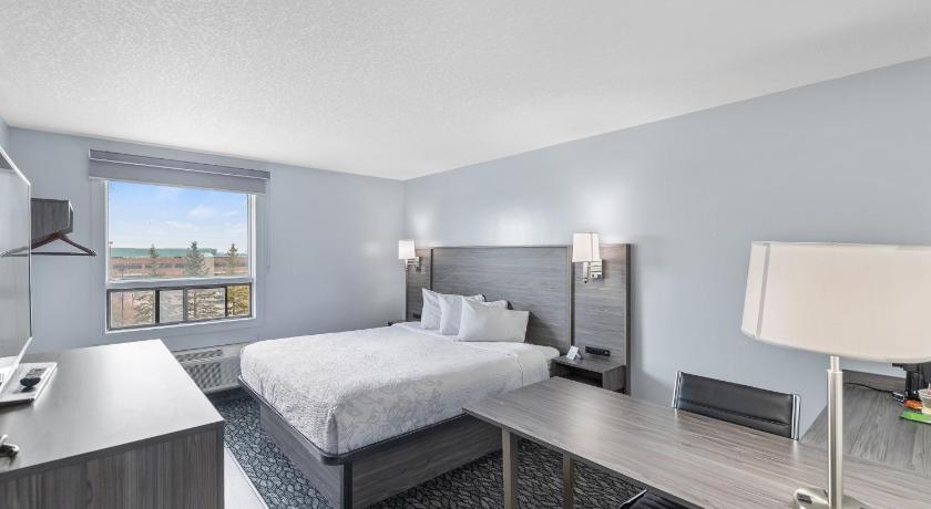 Emerald Hotel & Suites Calgary Airport