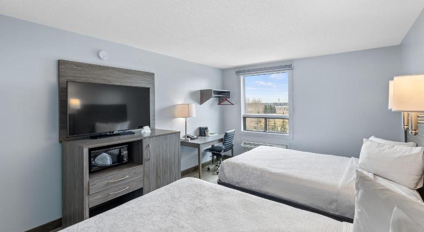 Emerald Hotel & Suites Calgary Airport