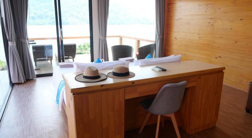 รูปของดีลักซ์ วิวทะเล (Deluxe Sea View Room) 16