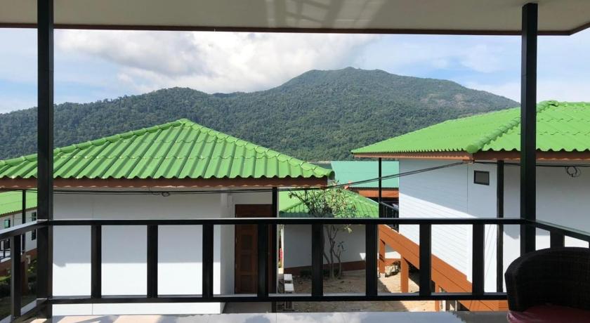 รูปของดีลักซ์ บังกะโล (Deluxe Bungalow) 1