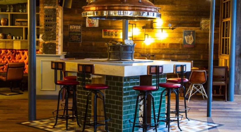 Brewhouse and Kitchen photo