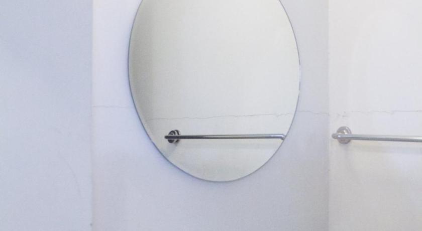 Image of Standard Twin Room 11
