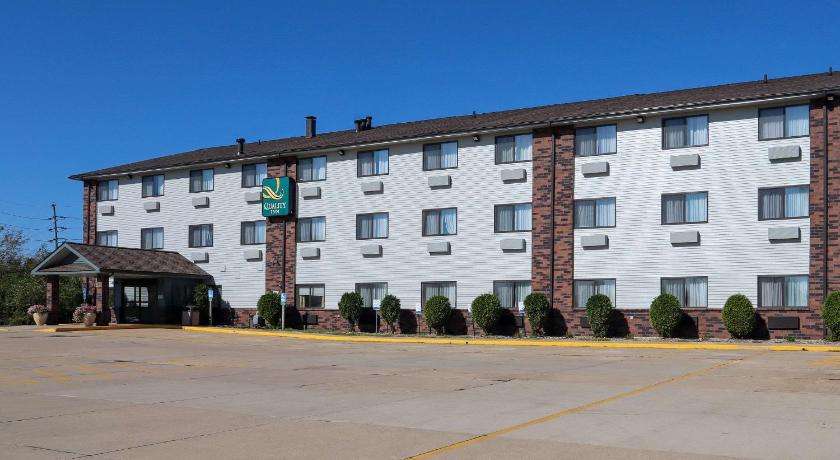 Quality Inn & Suites Bloomington