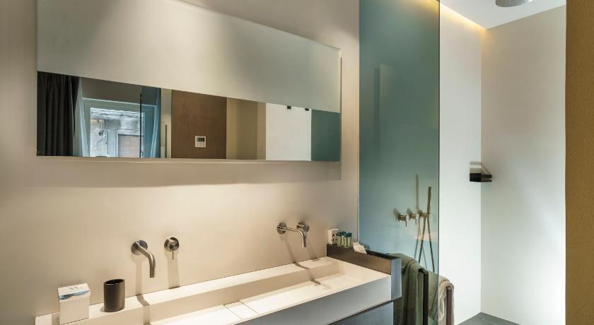 Meo Design Suites & Spa photo