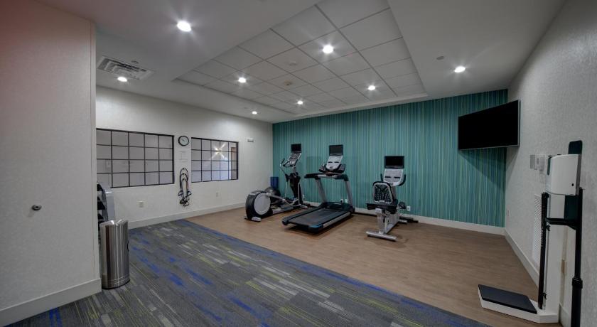 Holiday Inn Express Hotel & Suites Oklahoma City-West Yukon