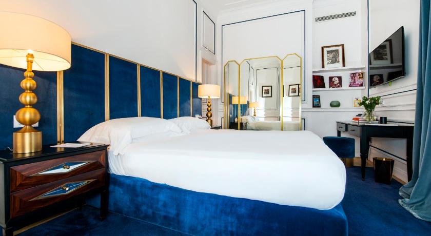 Image of Suite with Terrace 3
