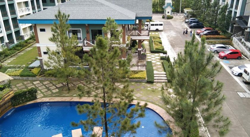 Pine Suites Tagaytay 2BR Penthouse with Netflix and FREE parking — Hotel in Tagaytay