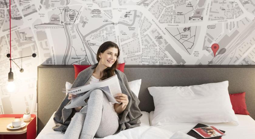IntercityHotel Zuerich Airport photo