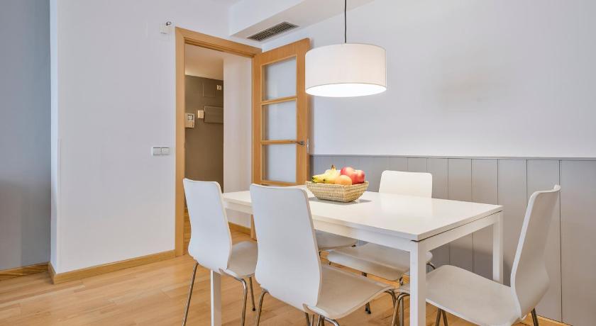 Inside Barcelona Apartments Princep - image 12