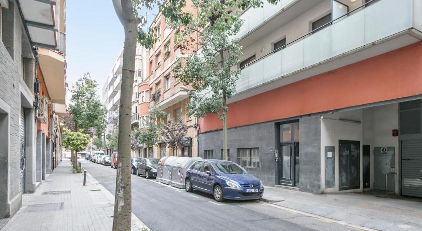 Inside Barcelona Apartments Princep - image 6