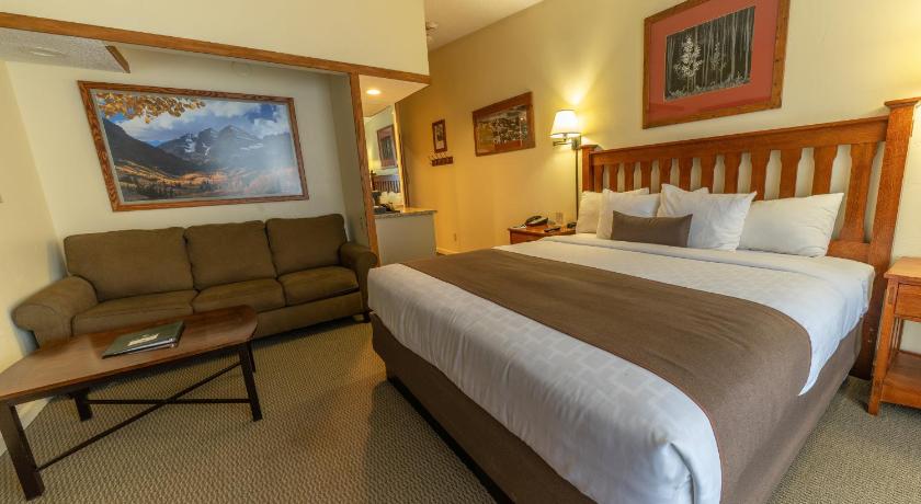 Pokolodi Lodge photo