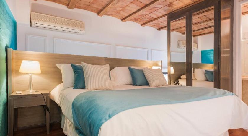 Image of Superior Suite 7
