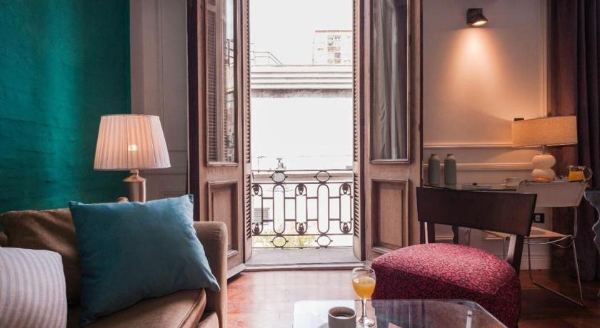 Image of Superior Suite 8