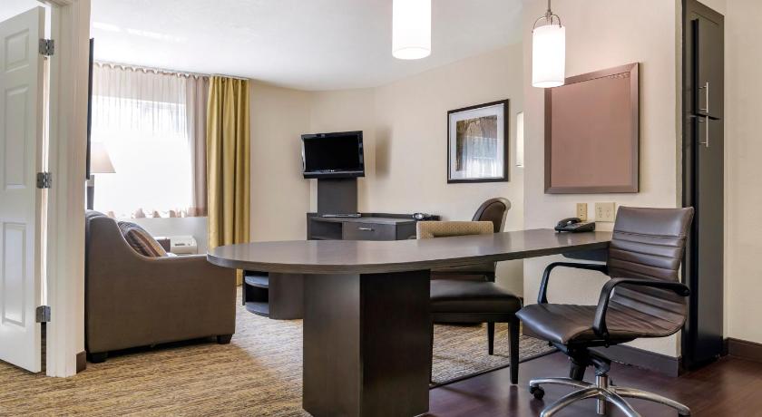 Candlewood Suites Alabaster